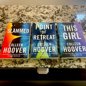 Colleen Hoover “Slammed” series. EUC.
